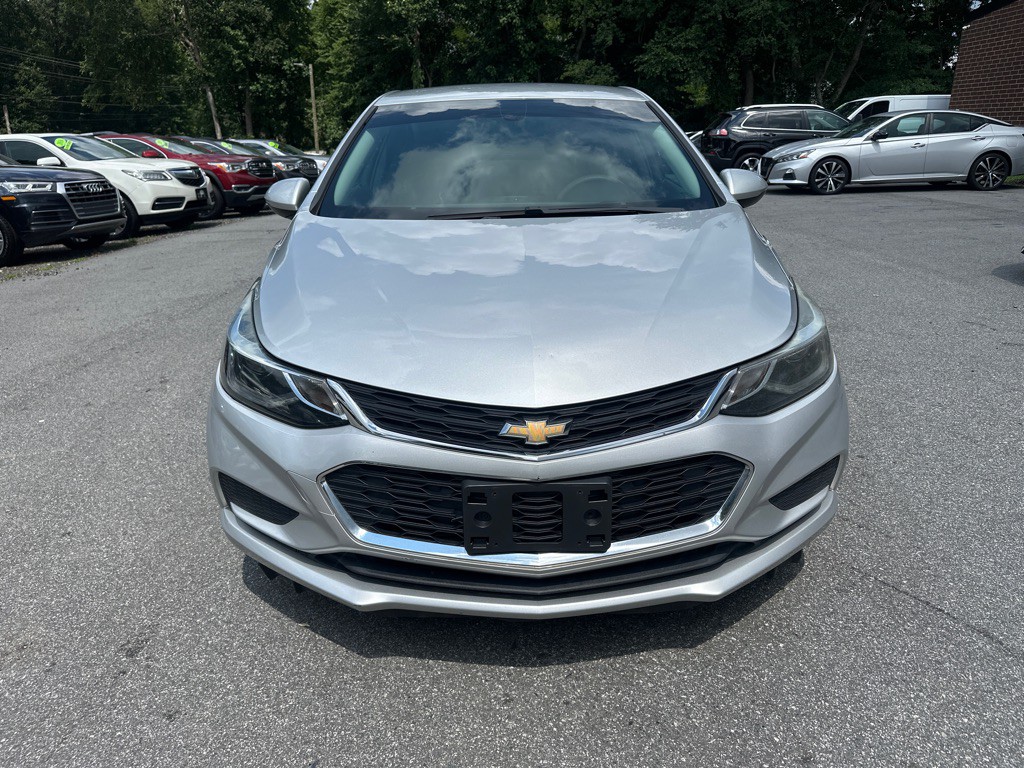 2017 Chevrolet Cruze Image 3