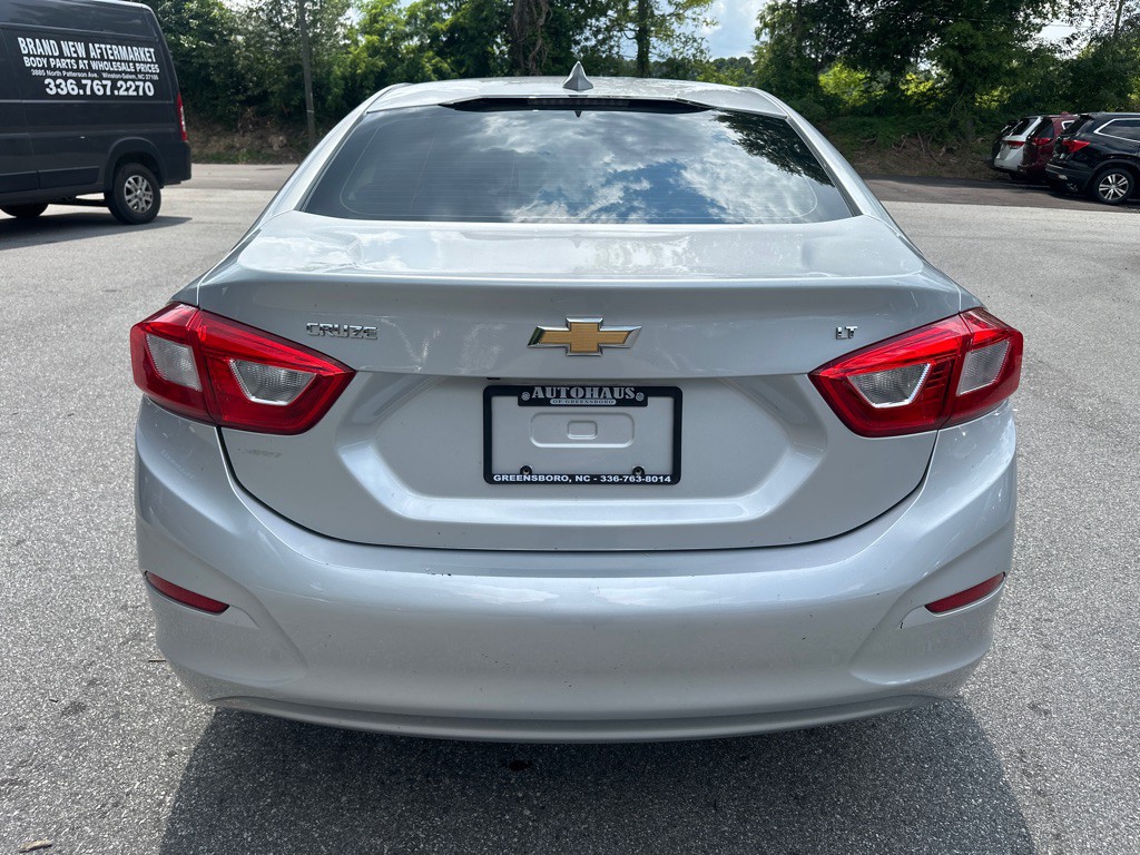 2017 Chevrolet Cruze Image 6