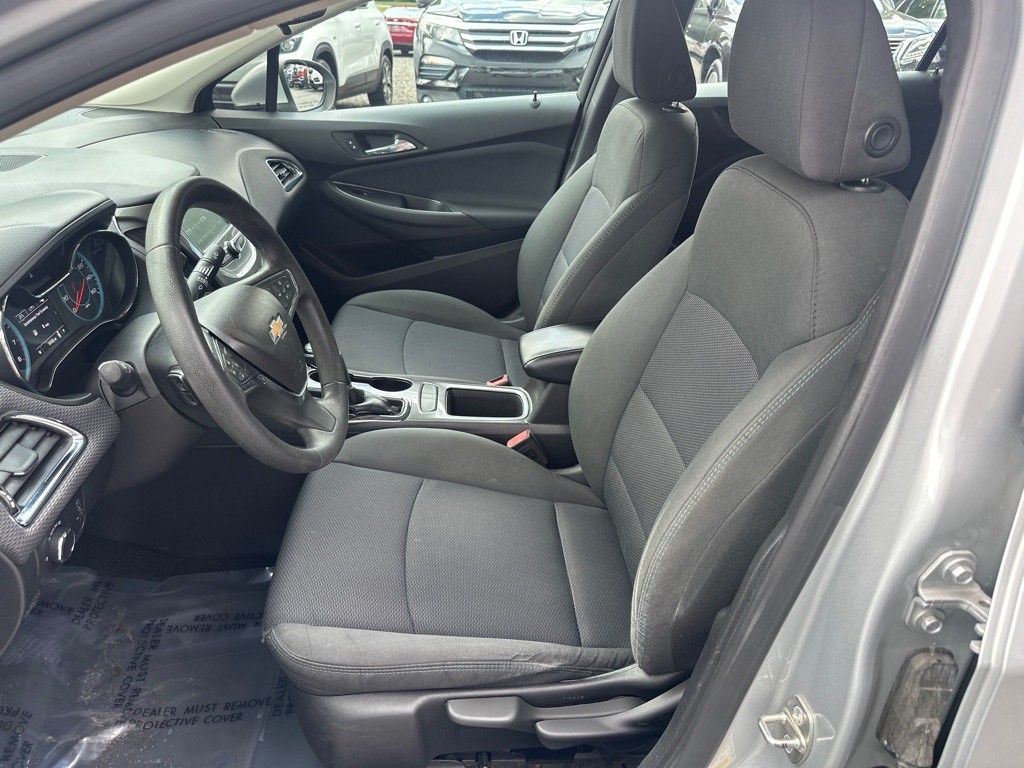 2017 Chevrolet Cruze Image 10