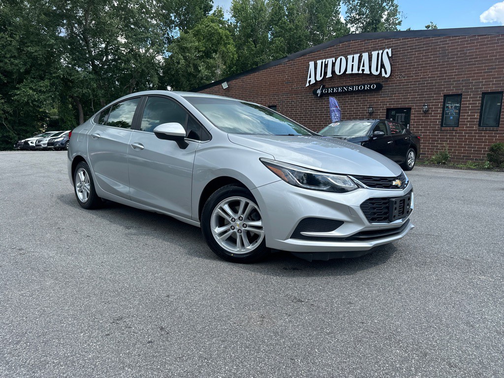 2017 Chevrolet Cruze Image 37