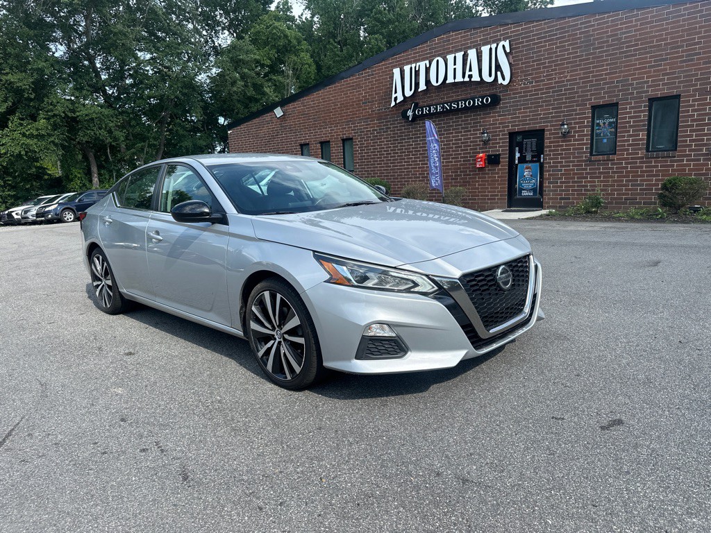 2020 Nissan Altima Image 1