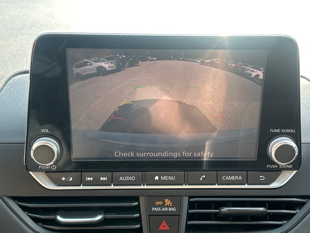 2020 Nissan Altima Image 29
