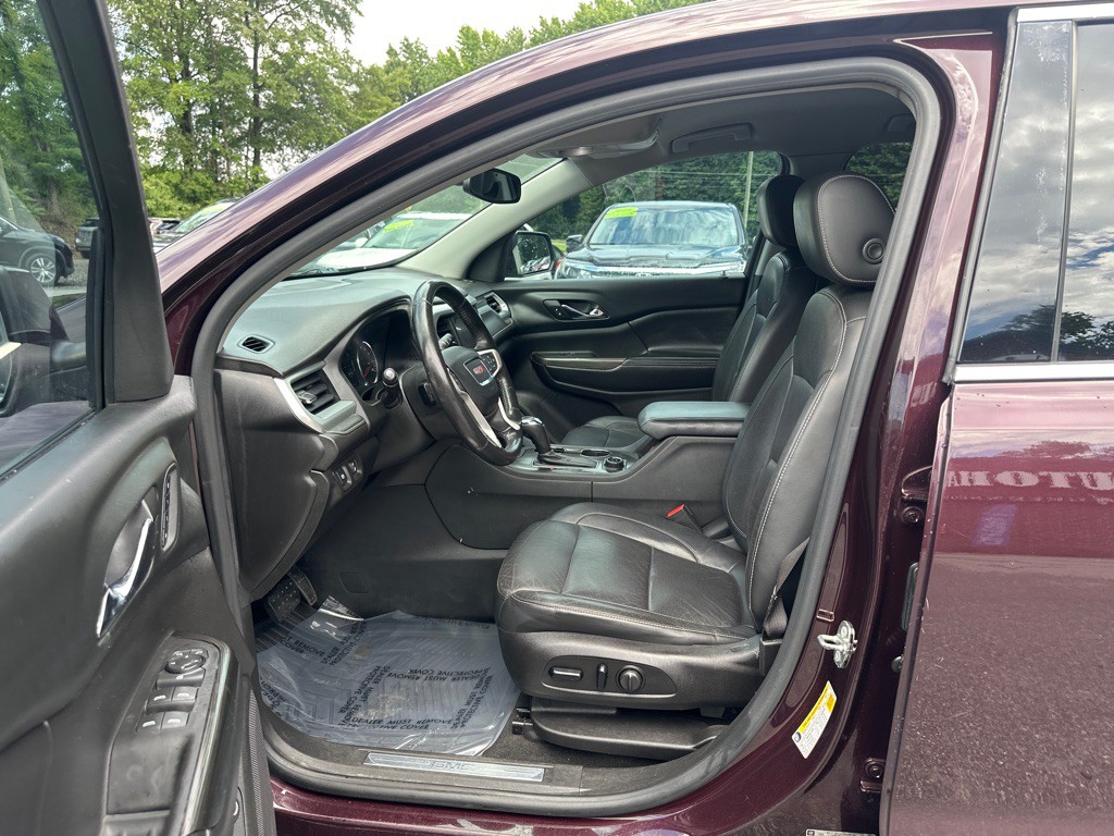 2018 GMC Acadia Image 9