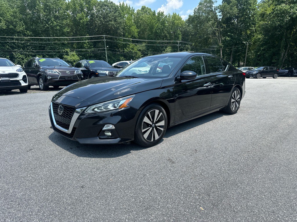 2019 Nissan Altima Image 2