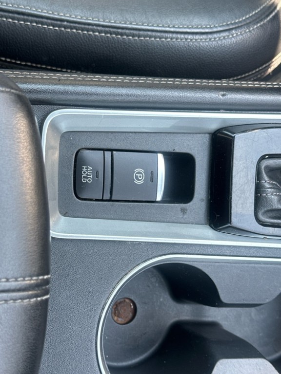 2019 Nissan Altima Image 28