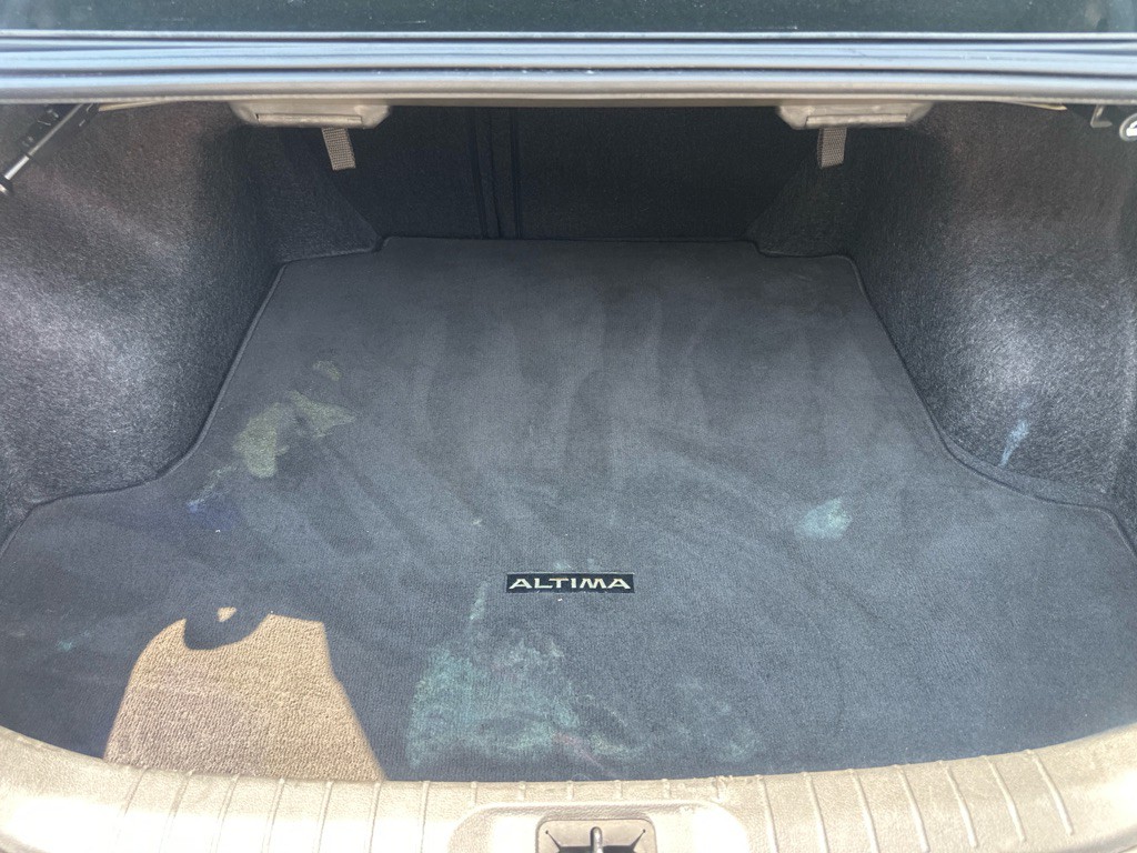 2019 Nissan Altima Image 40