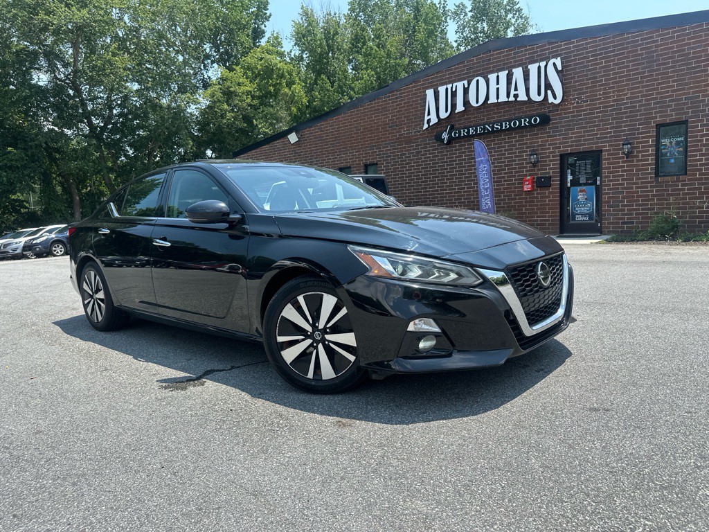 2019 Nissan Altima Image 47