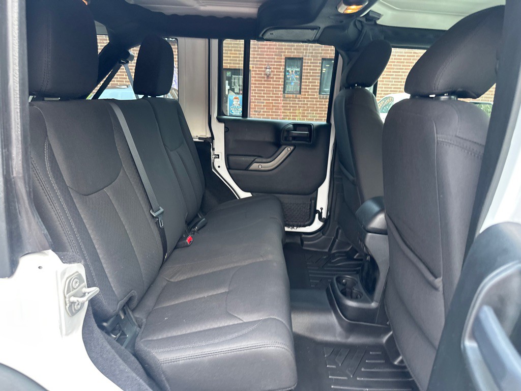 2018 Jeep Wrangler Unlimited Image 16