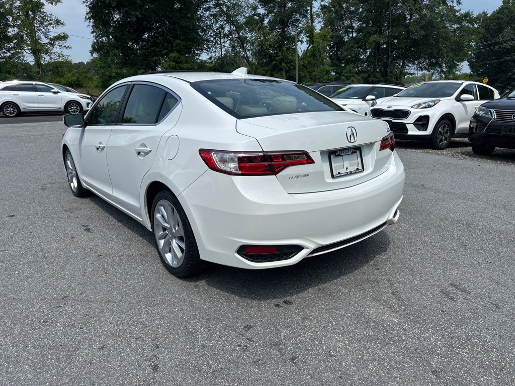 2017 Acura ILX Image 5
