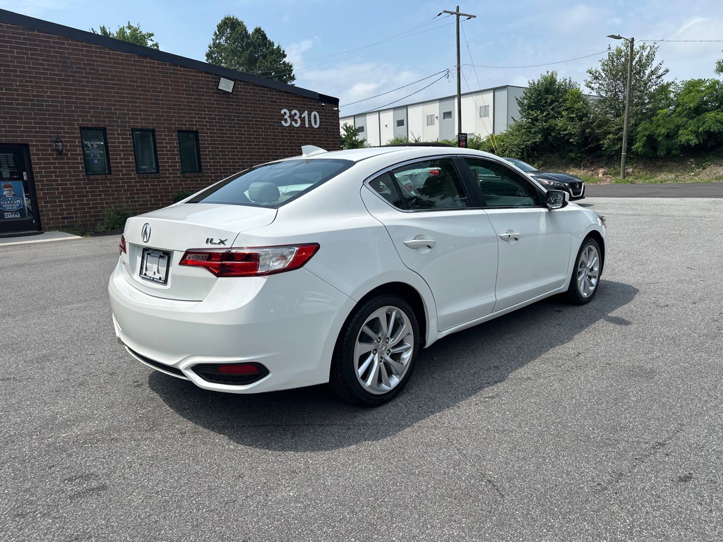 2017 Acura ILX Image 7