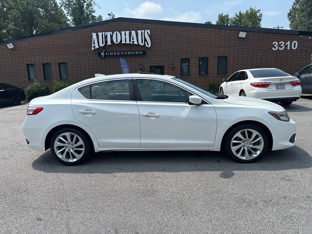 2017 Acura ILX Image 8