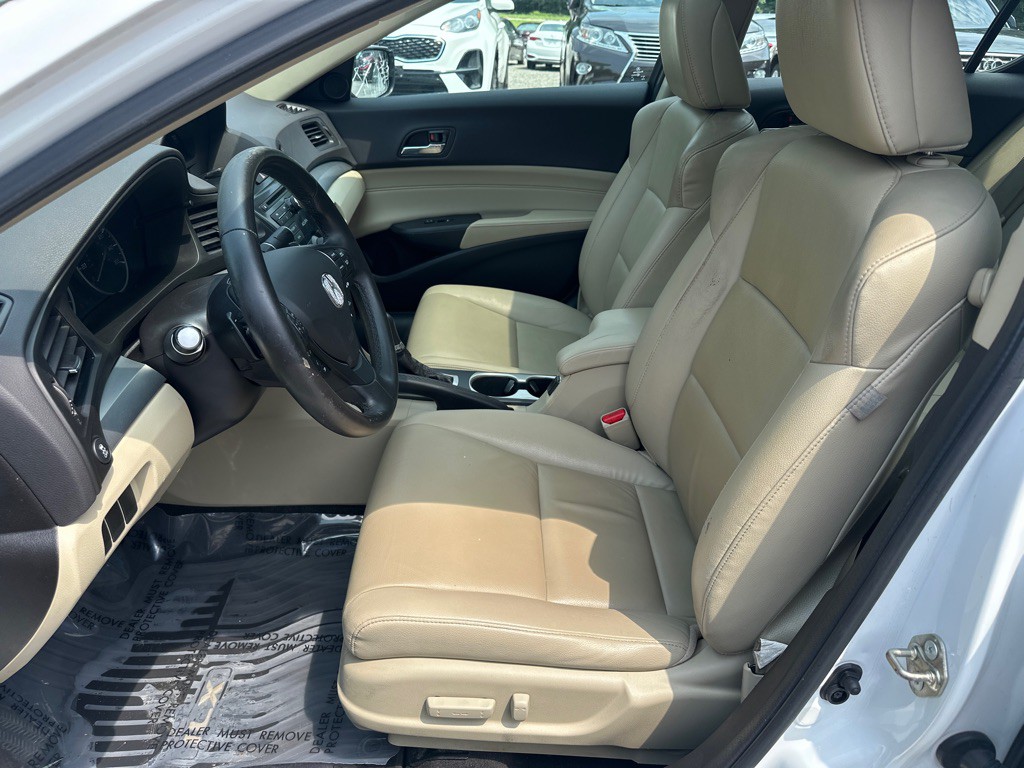 2017 Acura ILX Image 10
