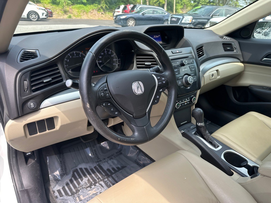 2017 Acura ILX Image 12