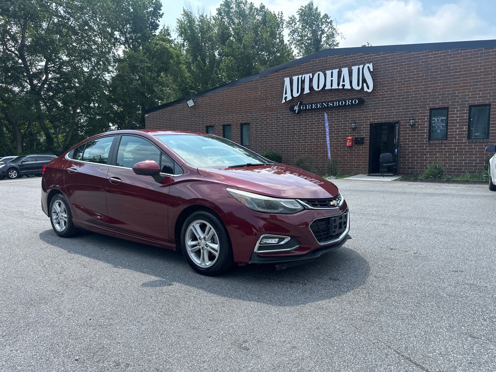 2016 Chevrolet Cruze Image 1