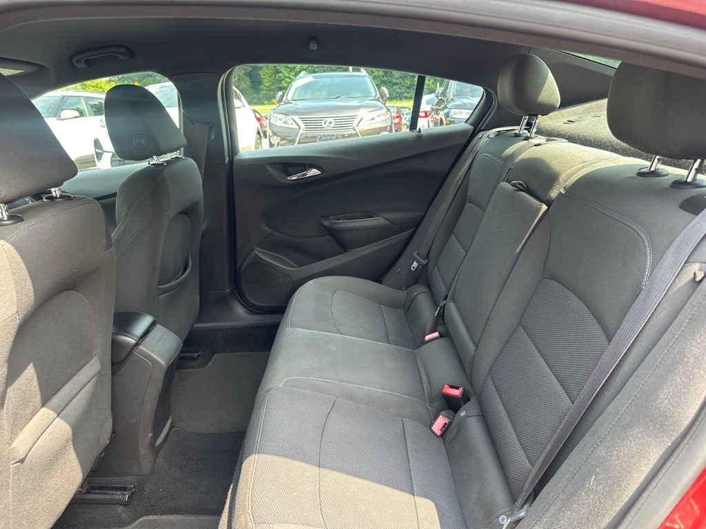 2016 Chevrolet Cruze Image 12