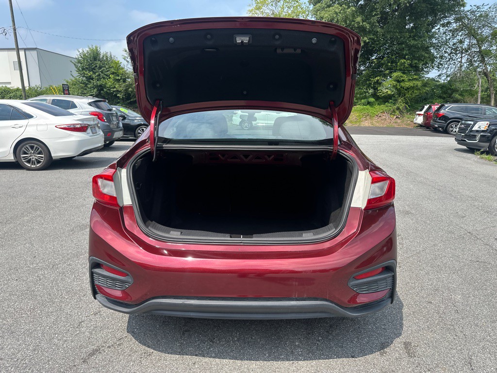 2016 Chevrolet Cruze Image 28