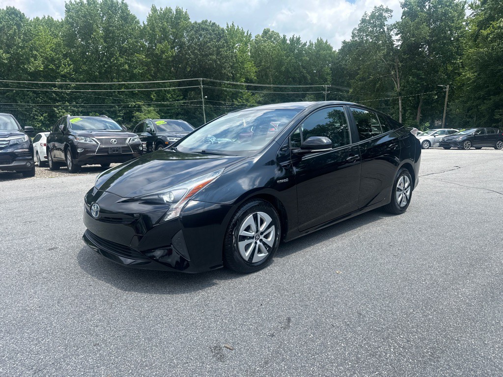 2016 Toyota Prius Image 2