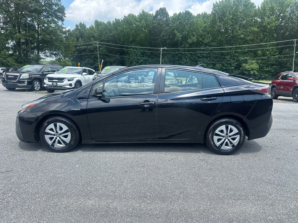 2016 Toyota Prius Image 4