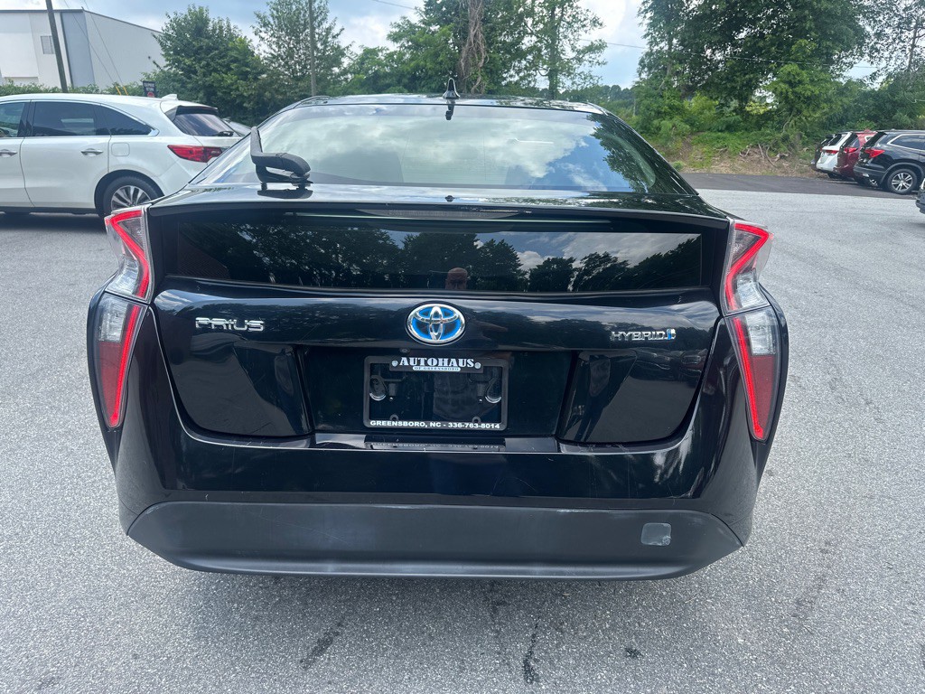 2016 Toyota Prius Image 6