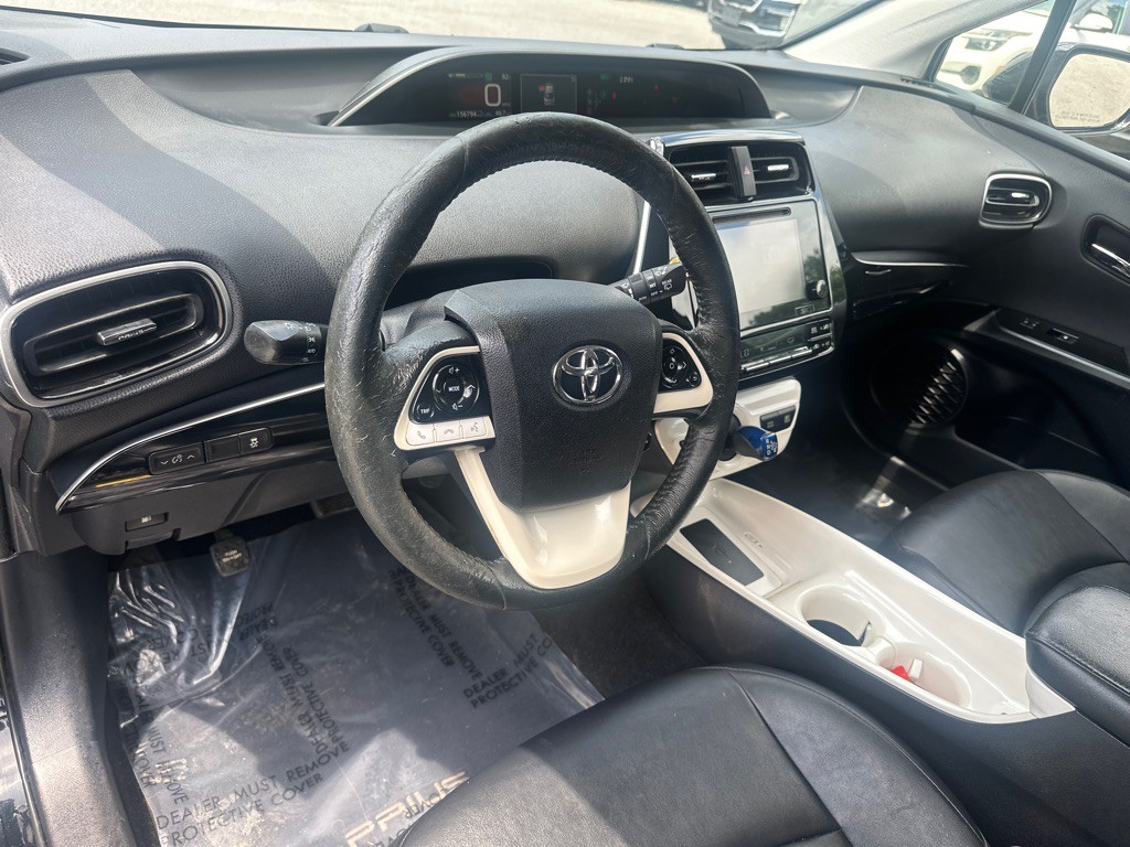 2016 Toyota Prius Image 11