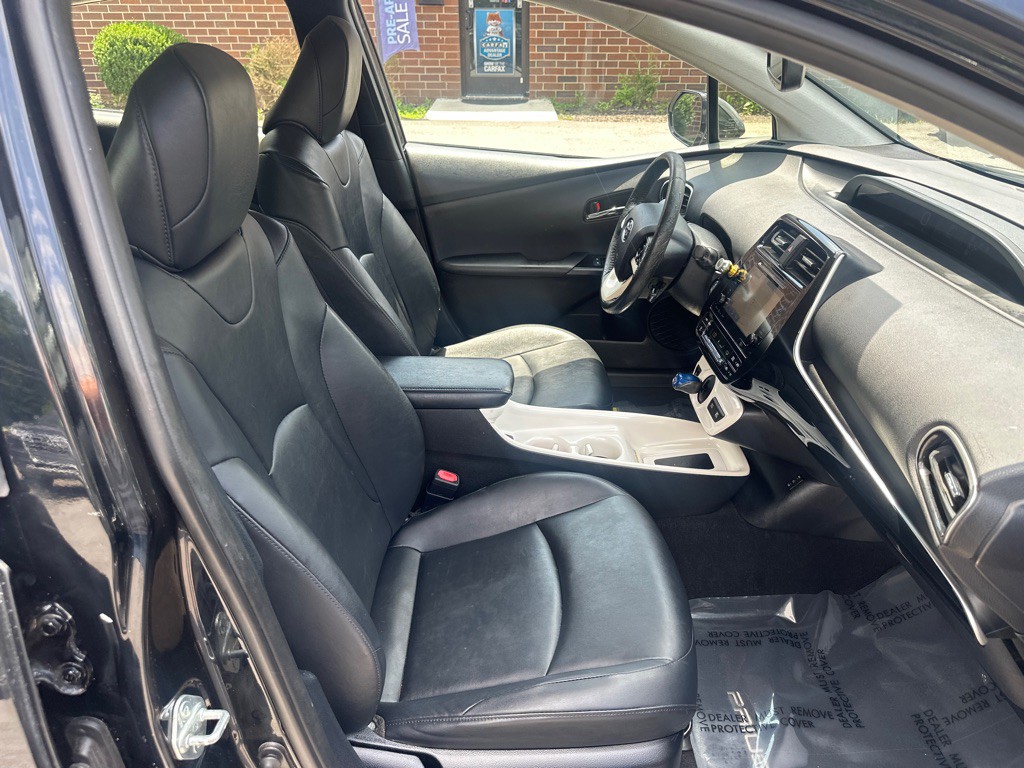 2016 Toyota Prius Image 19
