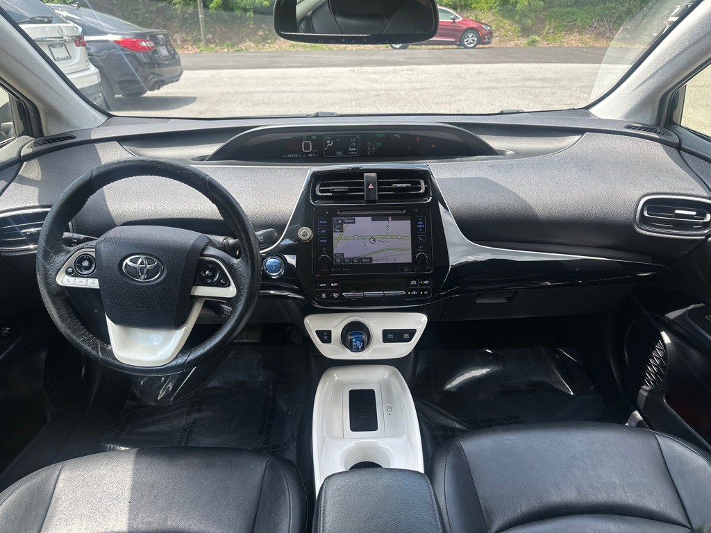 2016 Toyota Prius Image 21