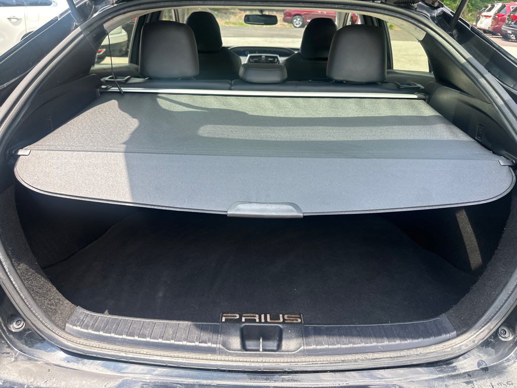 2016 Toyota Prius Image 34
