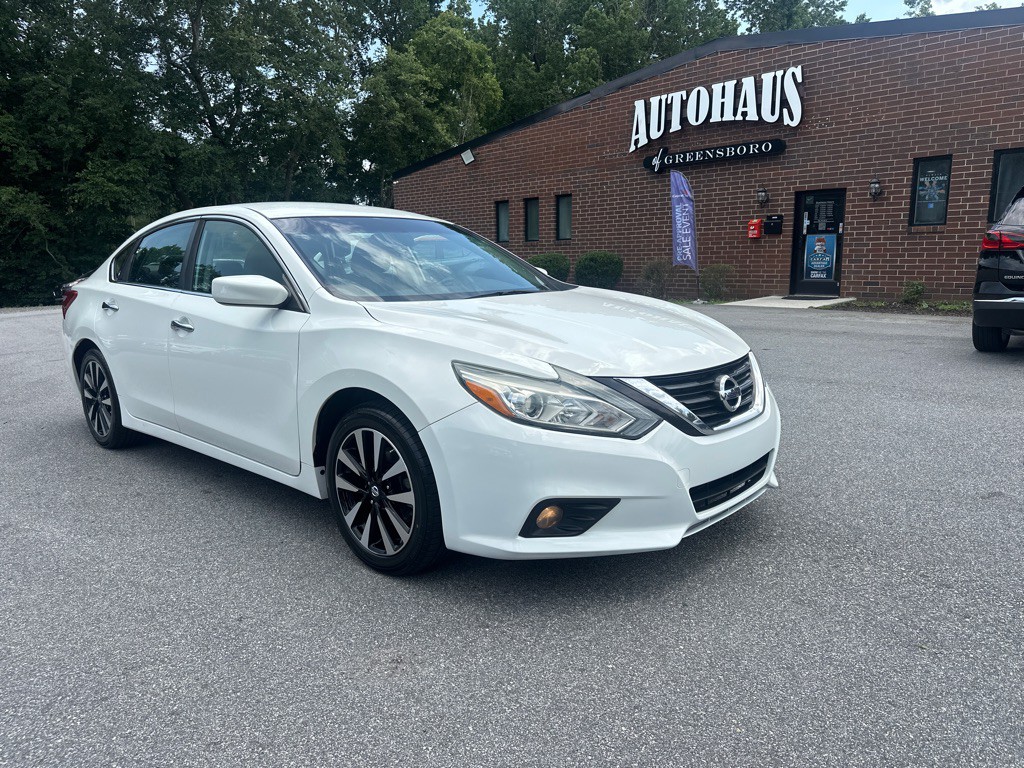 2018 Nissan Altima Image 1