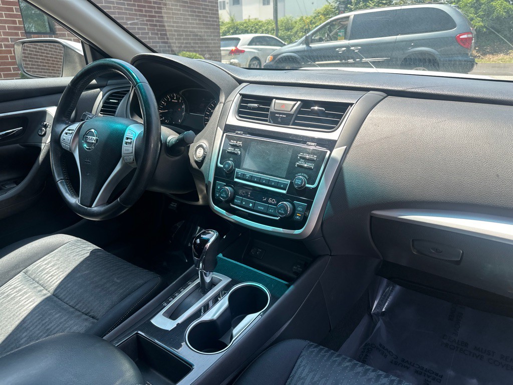 2018 Nissan Altima Image 20