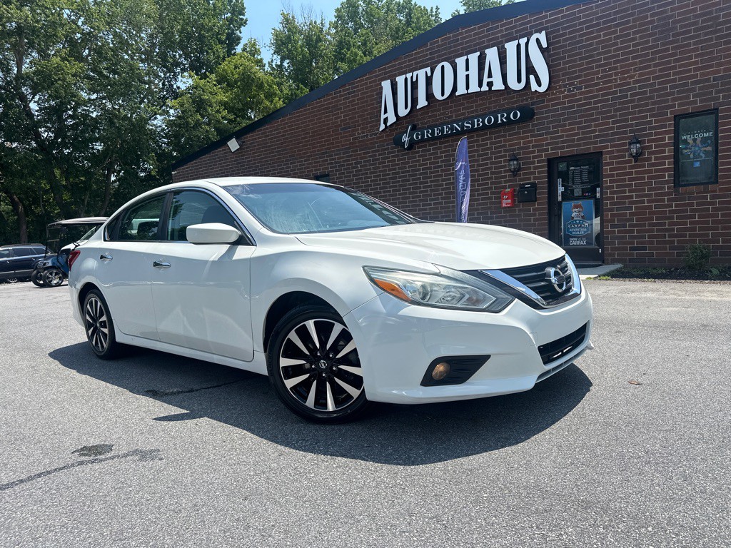 2018 Nissan Altima Image 34