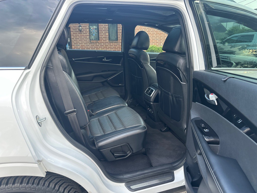 2019 Kia Sorento Image 16