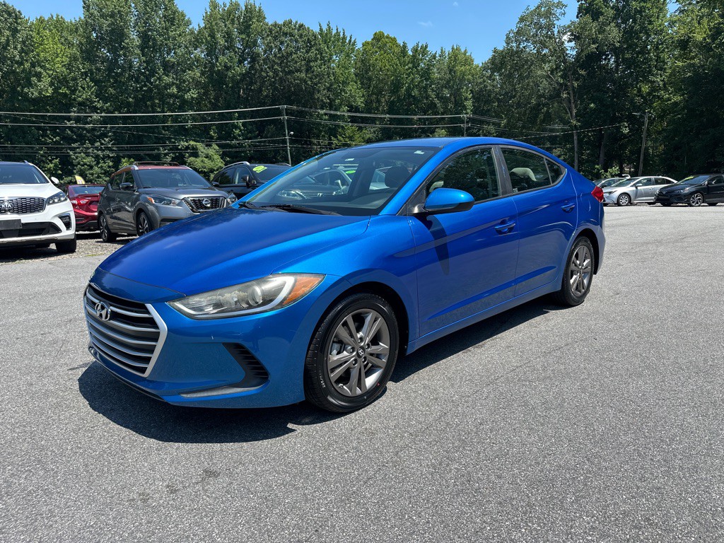 2017 Hyundai Elantra Image 2
