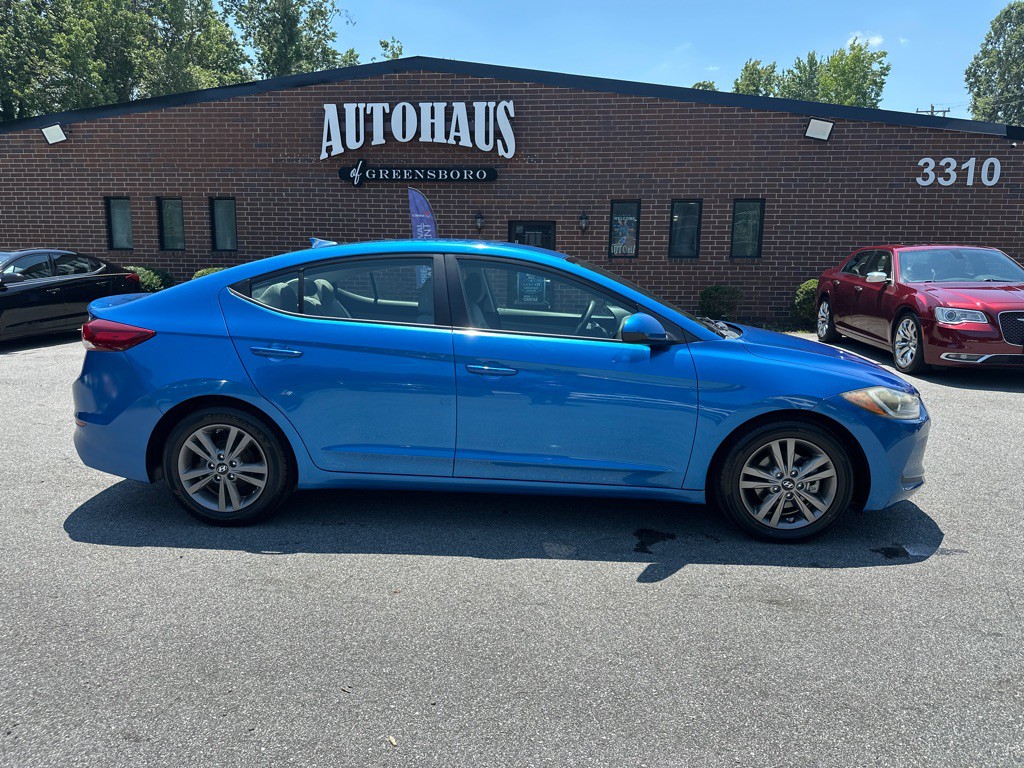2017 Hyundai Elantra Image 7