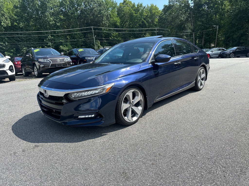 2018 Honda Accord Image 2