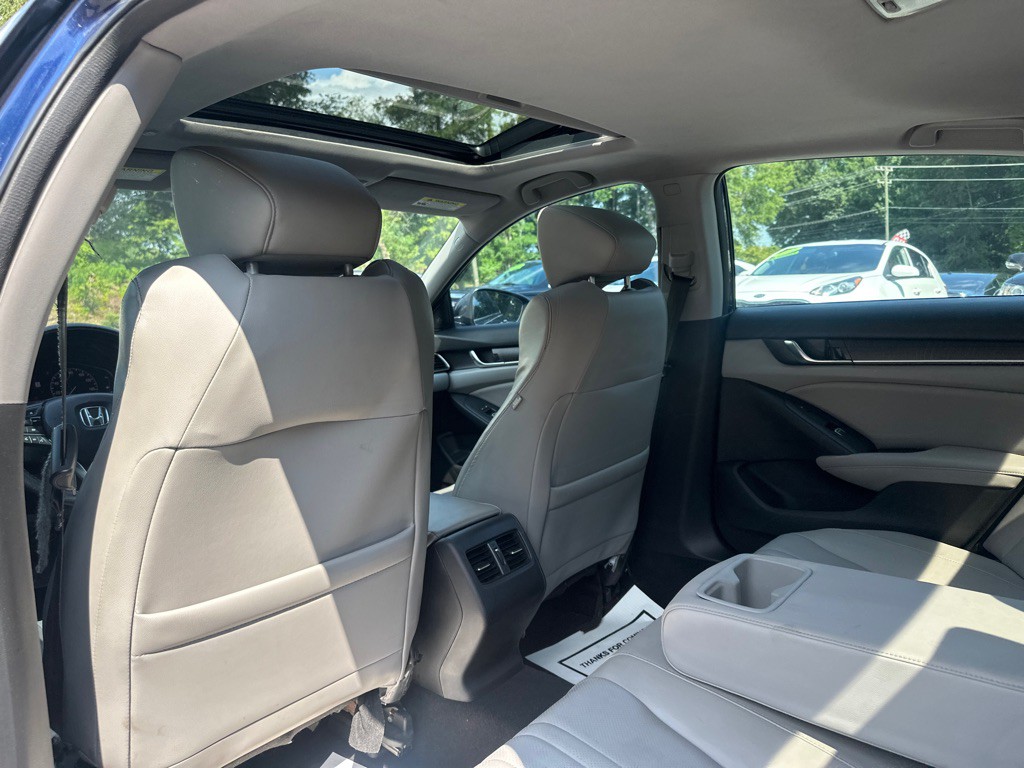 2018 Honda Accord Image 15