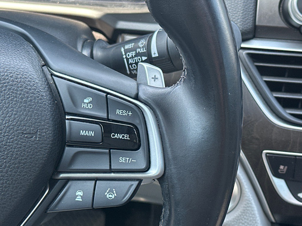 2018 Honda Accord Image 24