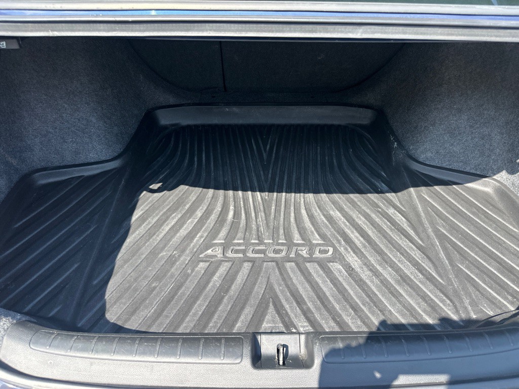 2018 Honda Accord Image 42