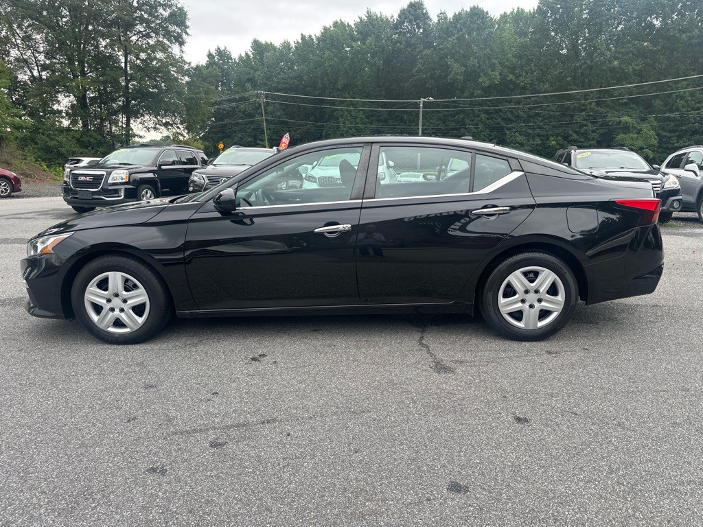2020 Nissan Altima Image 4