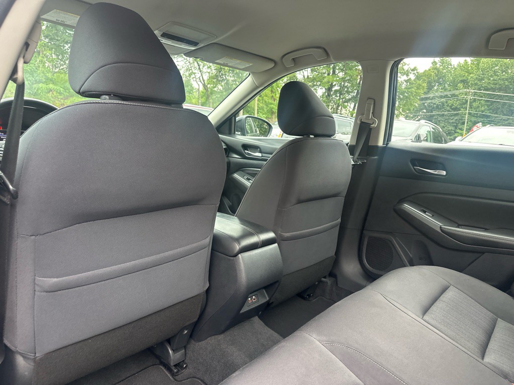 2020 Nissan Altima Image 14