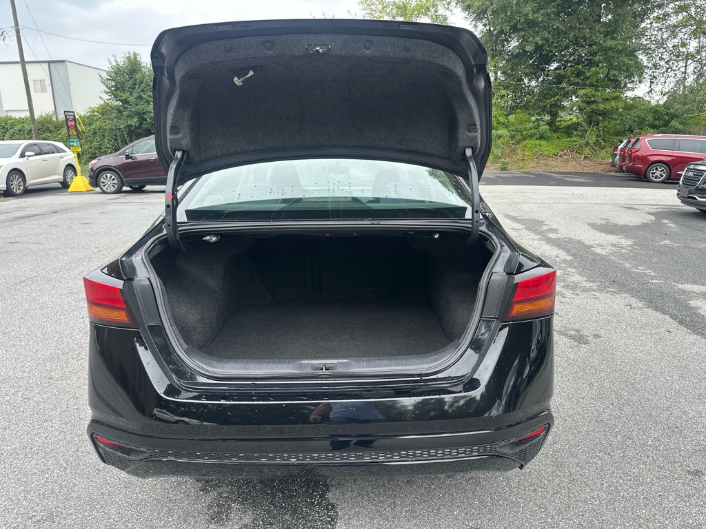 2020 Nissan Altima Image 29