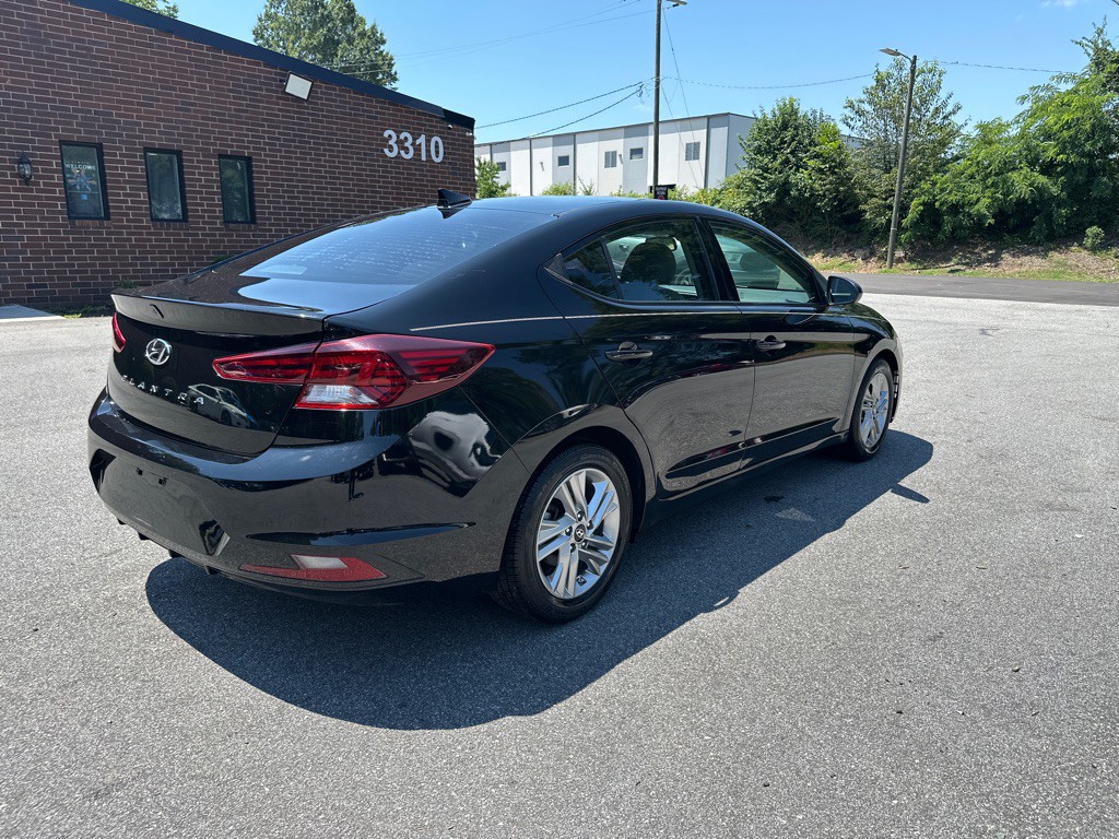 2019 Hyundai Elantra Image 6