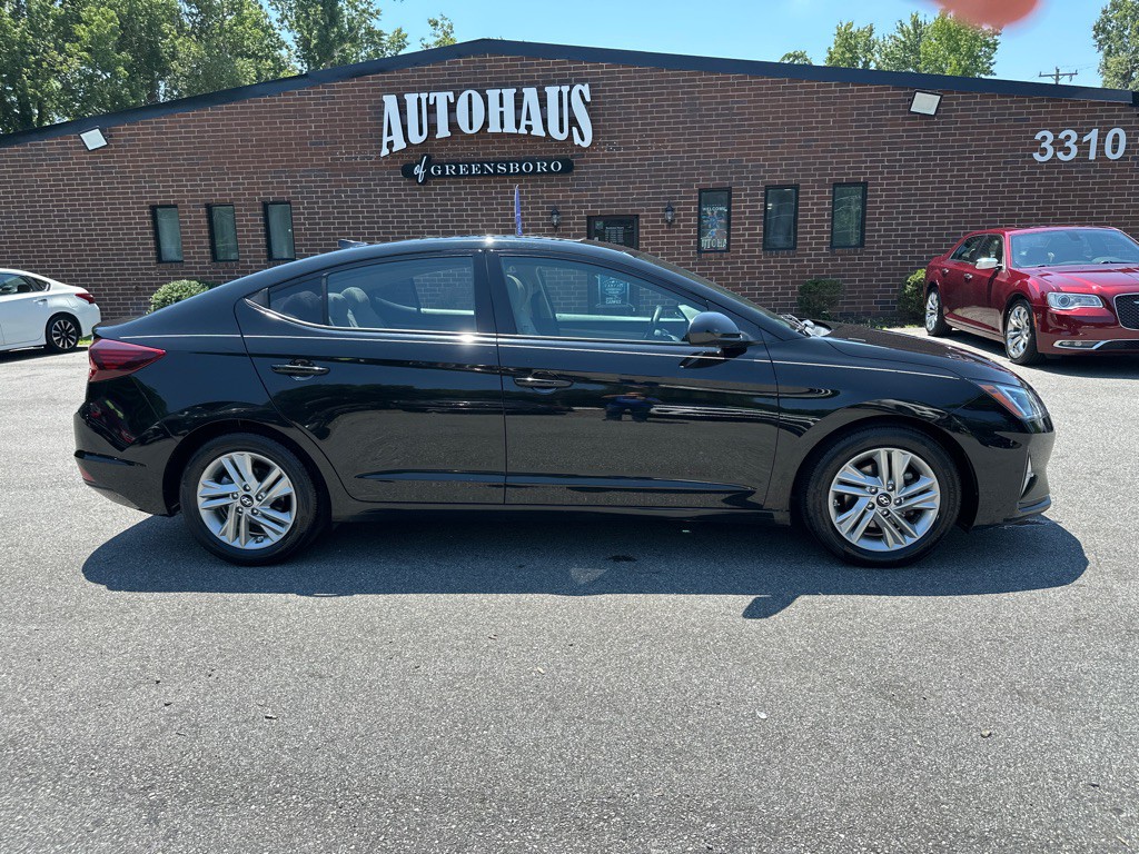 2019 Hyundai Elantra Image 7
