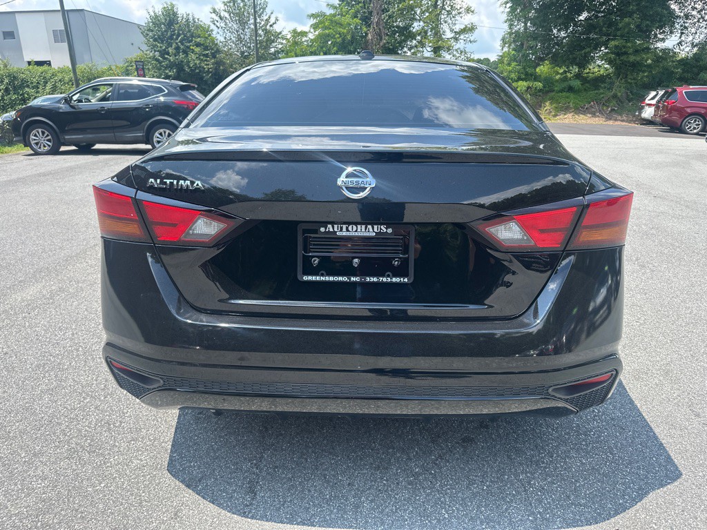 2019 Nissan Altima Image 6