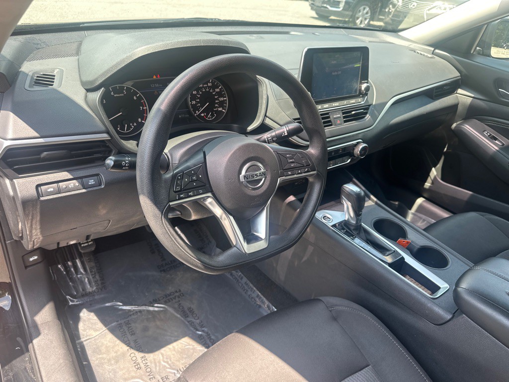 2019 Nissan Altima Image 11