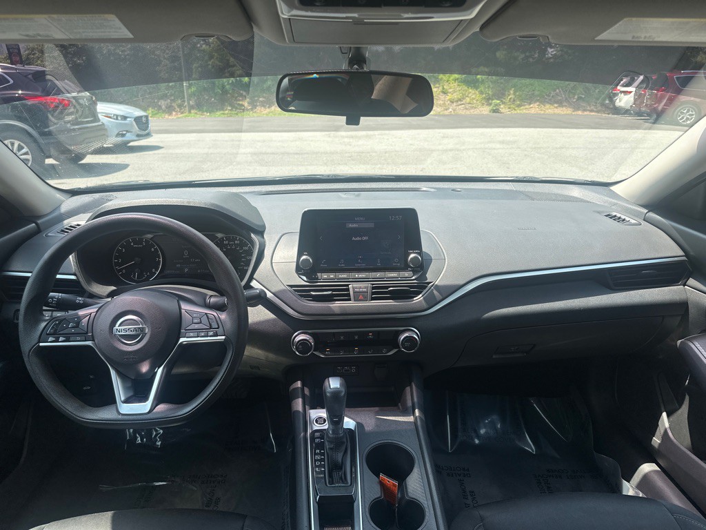 2019 Nissan Altima Image 21