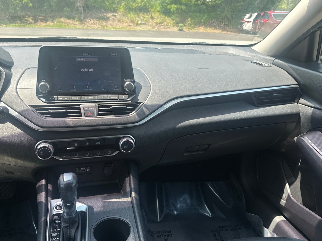 2019 Nissan Altima Image 26