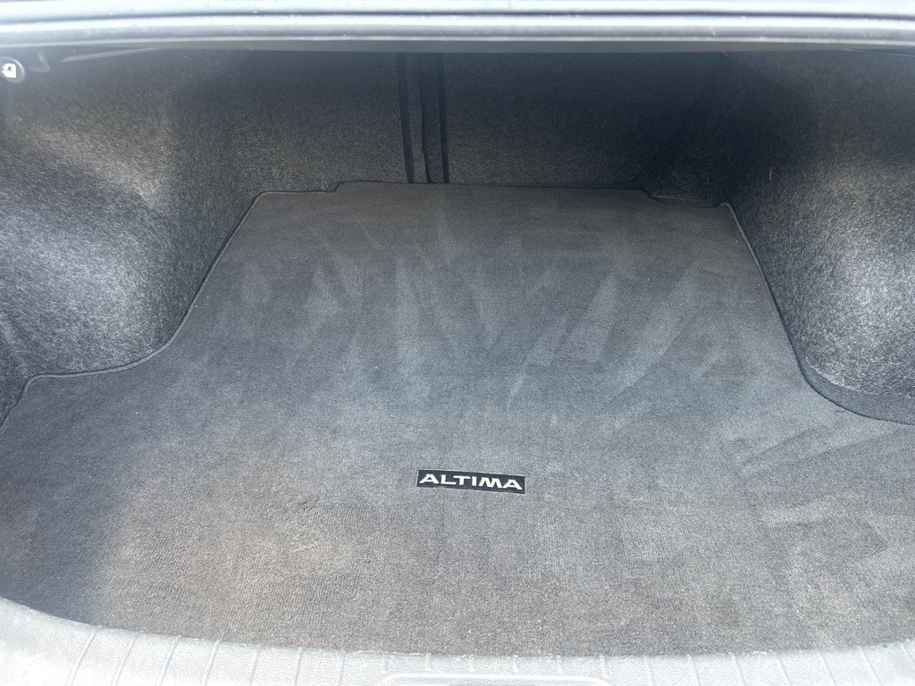 2019 Nissan Altima Image 30