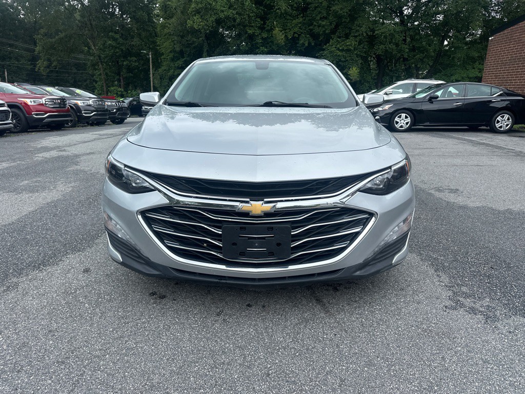 2020 Chevrolet Malibu Image 3