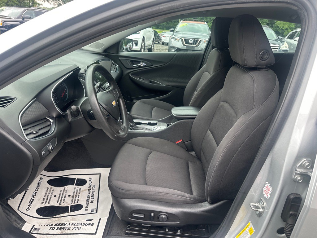 2020 Chevrolet Malibu Image 10