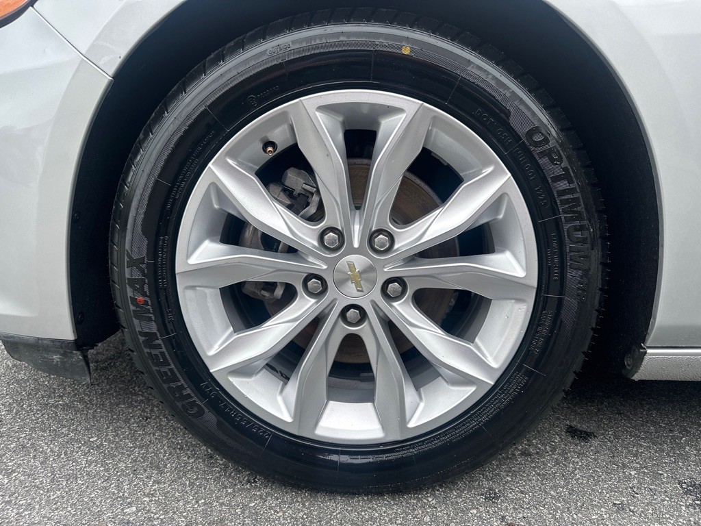 2020 Chevrolet Malibu Image 35